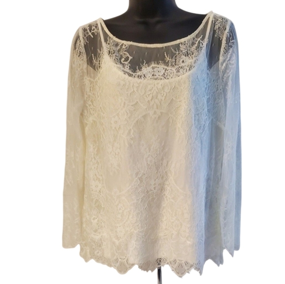 White House Black Market Tops - White House Black Market Ivory Long Sleeve Lace Blouse Lined Round Neck Size M